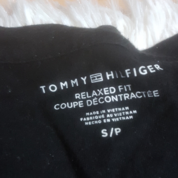 Tommy hilfiger tshirt - Picture 2 of 3